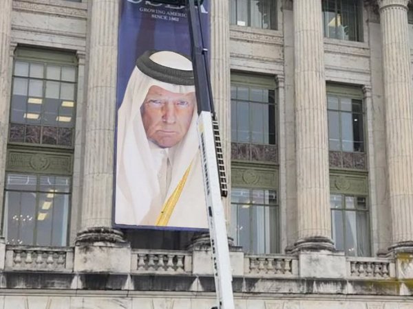 Post #462: Donald in Arabia